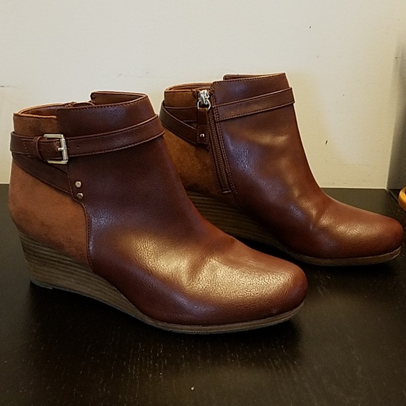 Dr. Scholl's Shoes - 💖Dr Scholls Wedge Boot EUC